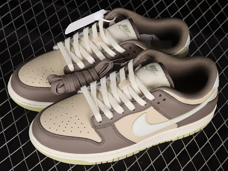 All Categories Nk SB Dunk Series Nk SB Dunk Low Low-top Sneakers N Version Nk SB Dunk Low "Khaki" Khaki Gray SB Smashed Backboard Fashion Casual Sneakers FB4960-210
